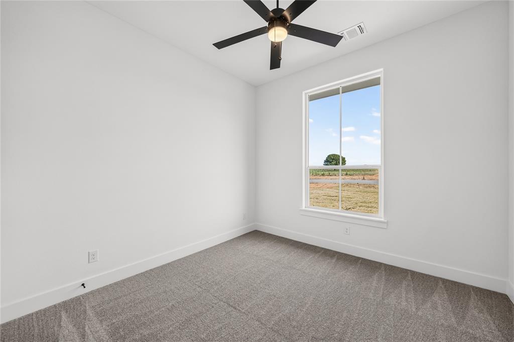 114 Red Bud Road Property Photo 24