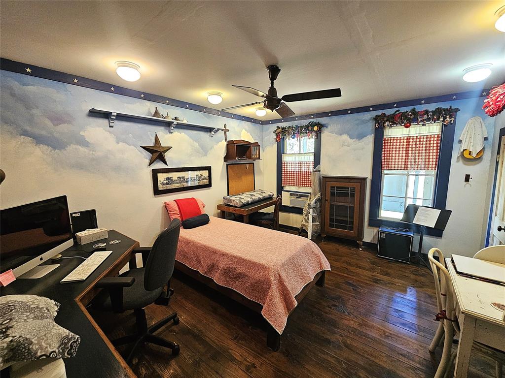 1105 Fm 39 Property Photo 18