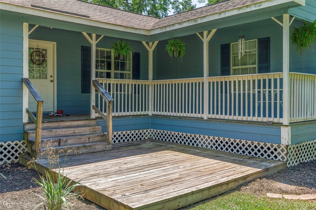 7465 Pinebrook Road Property Photo 2