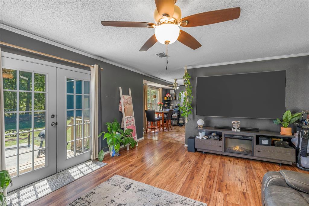 7465 Pinebrook Road Property Photo 8