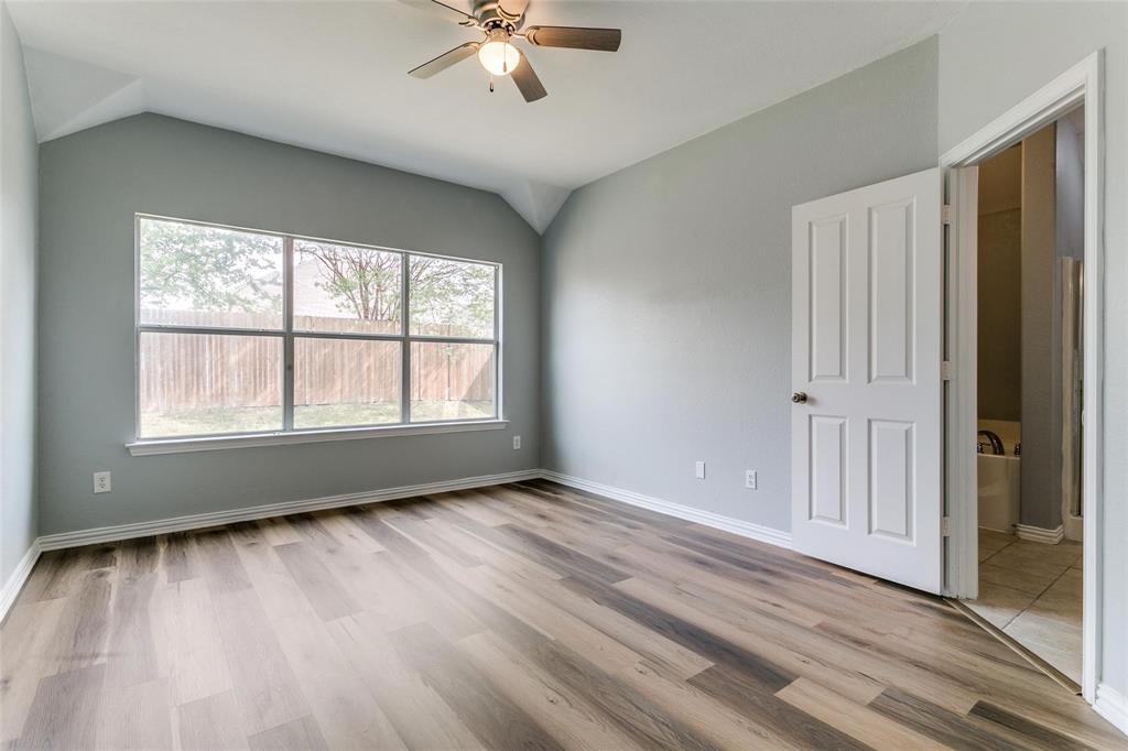 815 Creekside Drive Property Photo 3