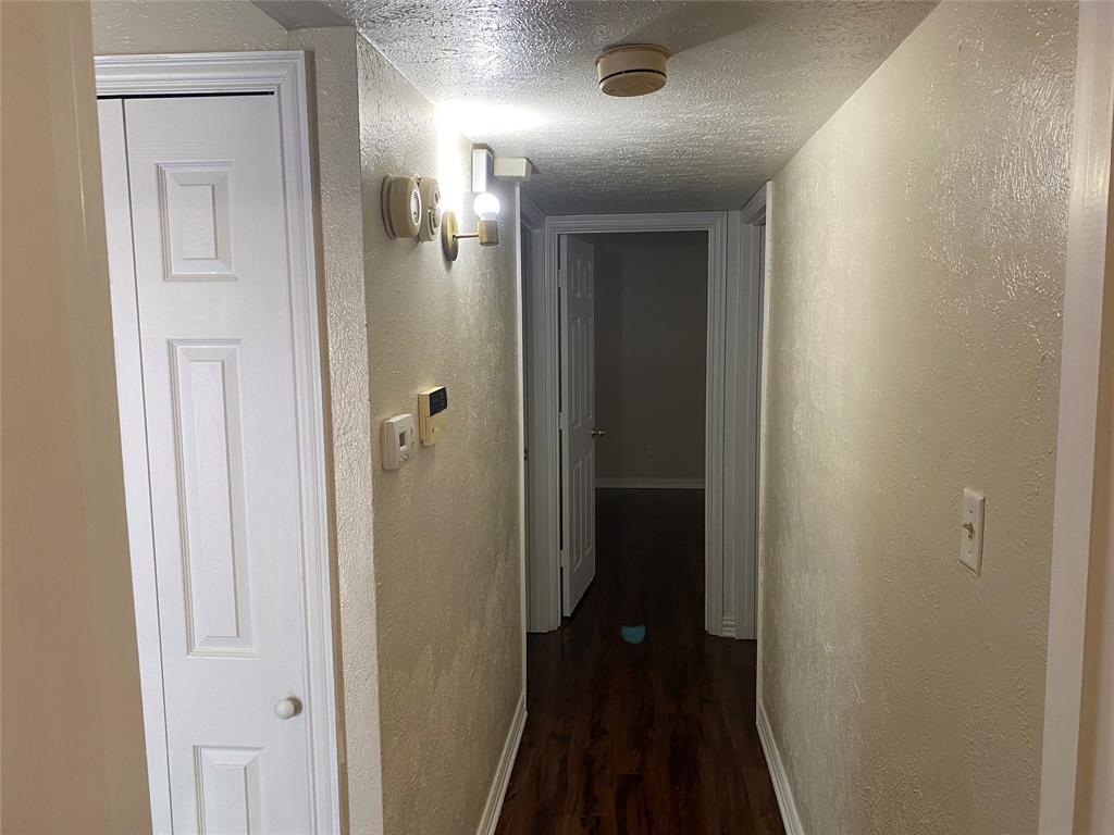 3824 Longmeadow Way Property Photo 16