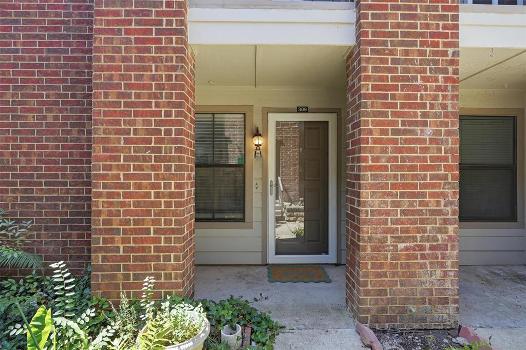 3201 Donnelly Circle 309 Property Photo 1