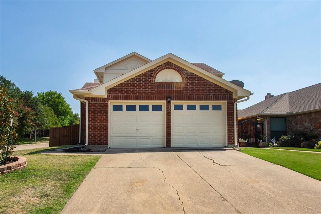 3800 Suffolk Lane Property Photo 1