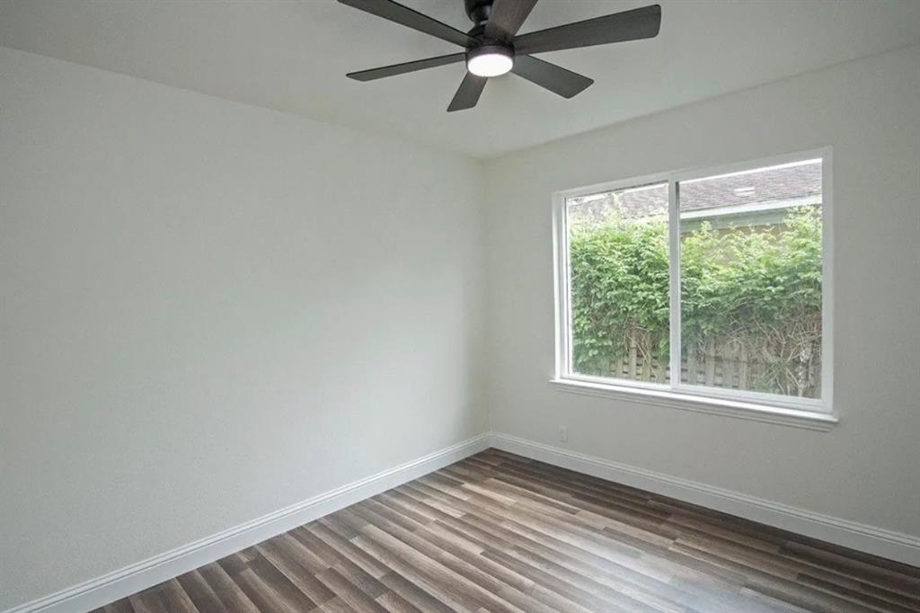 2608 Lockhart Avenue Property Photo 15