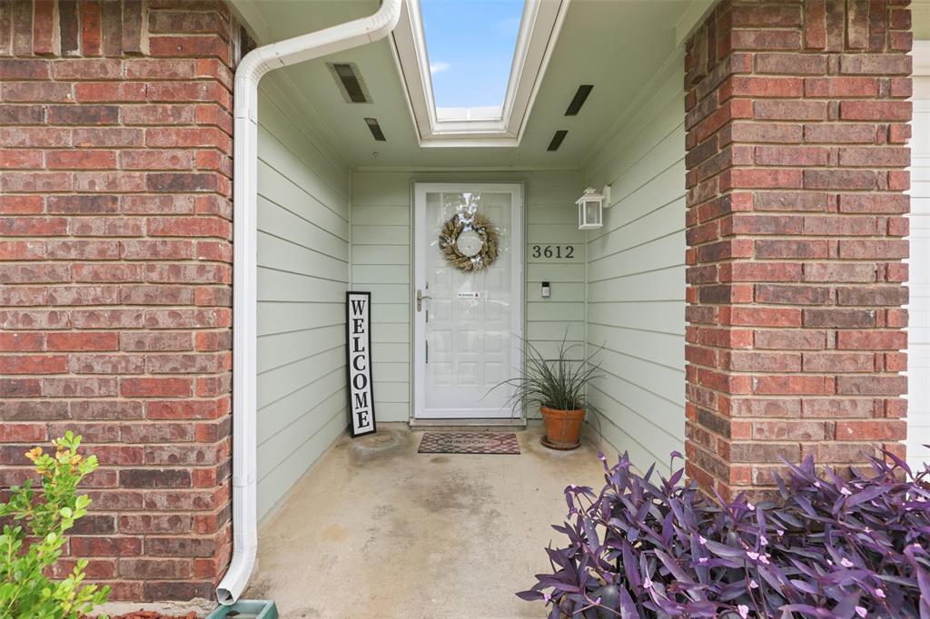 3612 Glenview Drive Property Photo 4