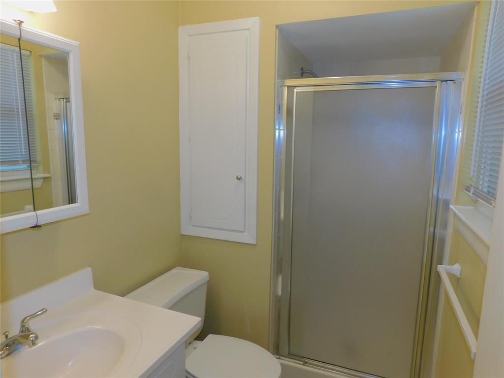 2445 Eastbrook Drive Property Photo 14
