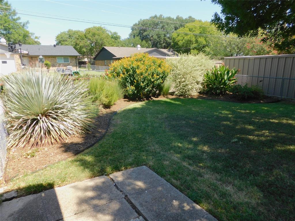 2445 Eastbrook Drive Property Photo 23