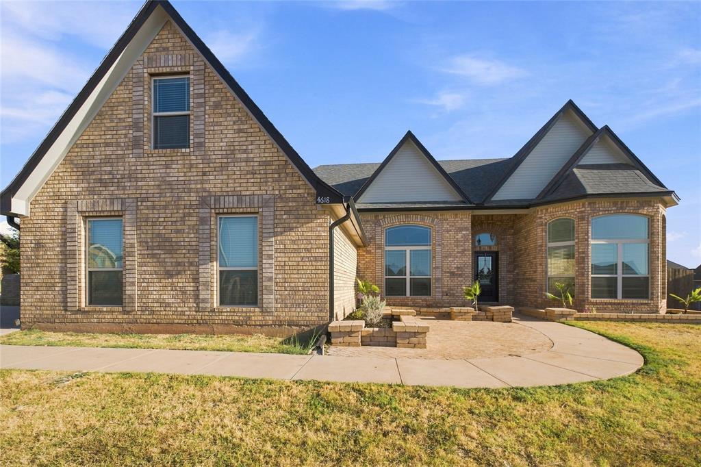 4618 Majestic Sky Property Photo 1