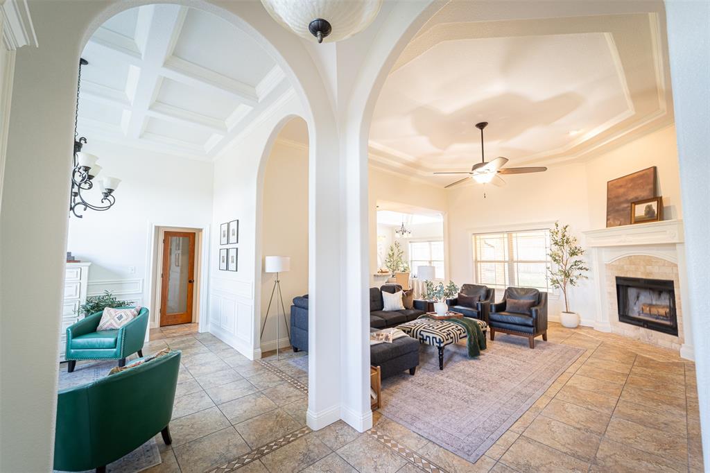 4618 Majestic Sky Property Photo 6