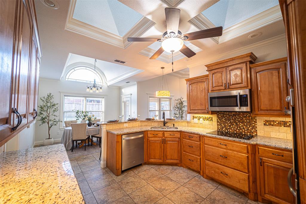 4618 Majestic Sky Property Photo 11