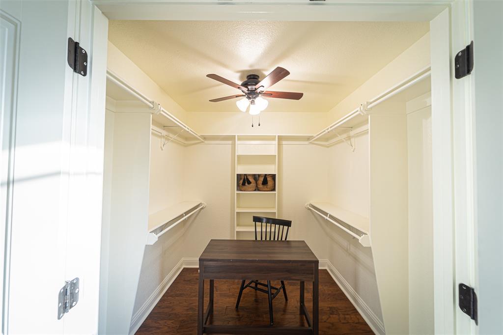 4618 Majestic Sky Property Photo 15