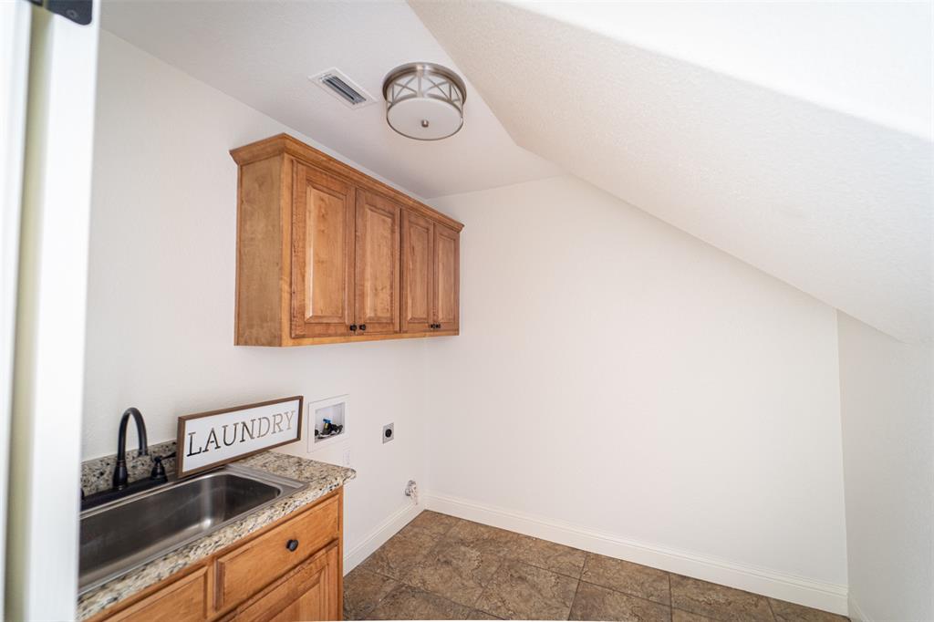 4618 Majestic Sky Property Photo 29