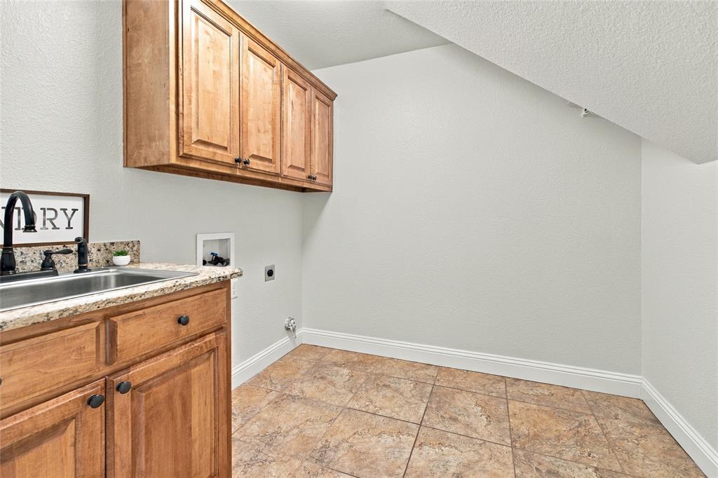 4618 Majestic Sky Property Photo 32