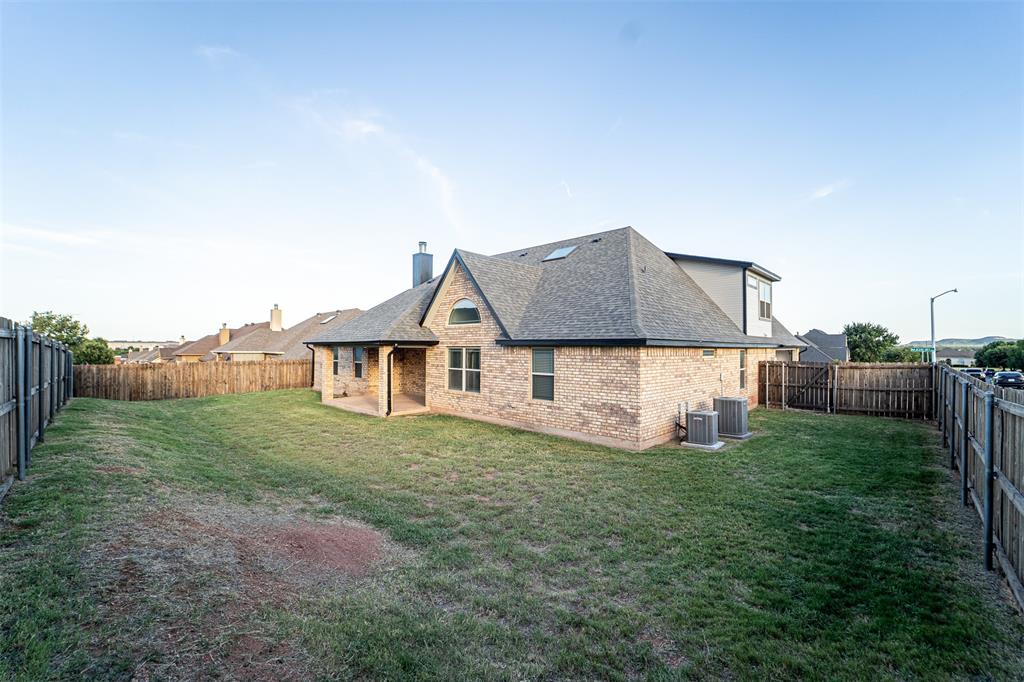 4618 Majestic Sky Property Photo 33