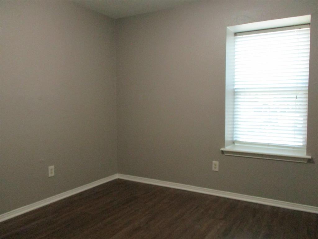 912 Shell Court Property Photo 11