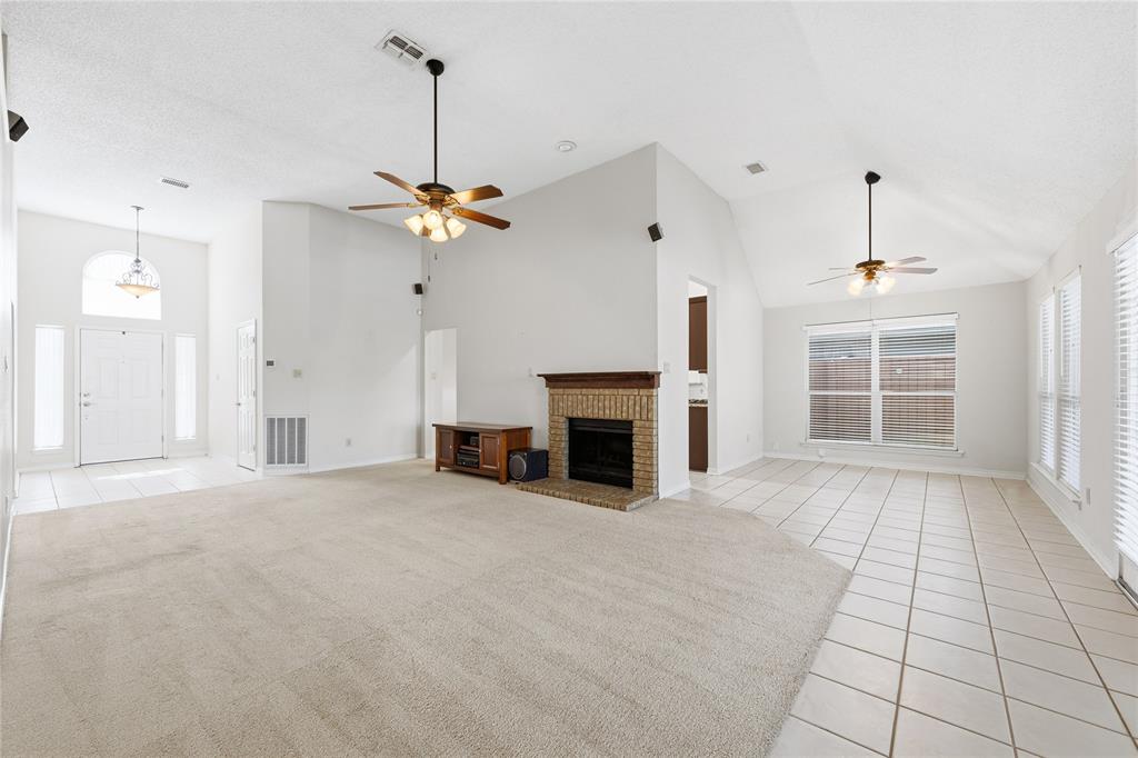 840 Lionel Way Property Photo 3