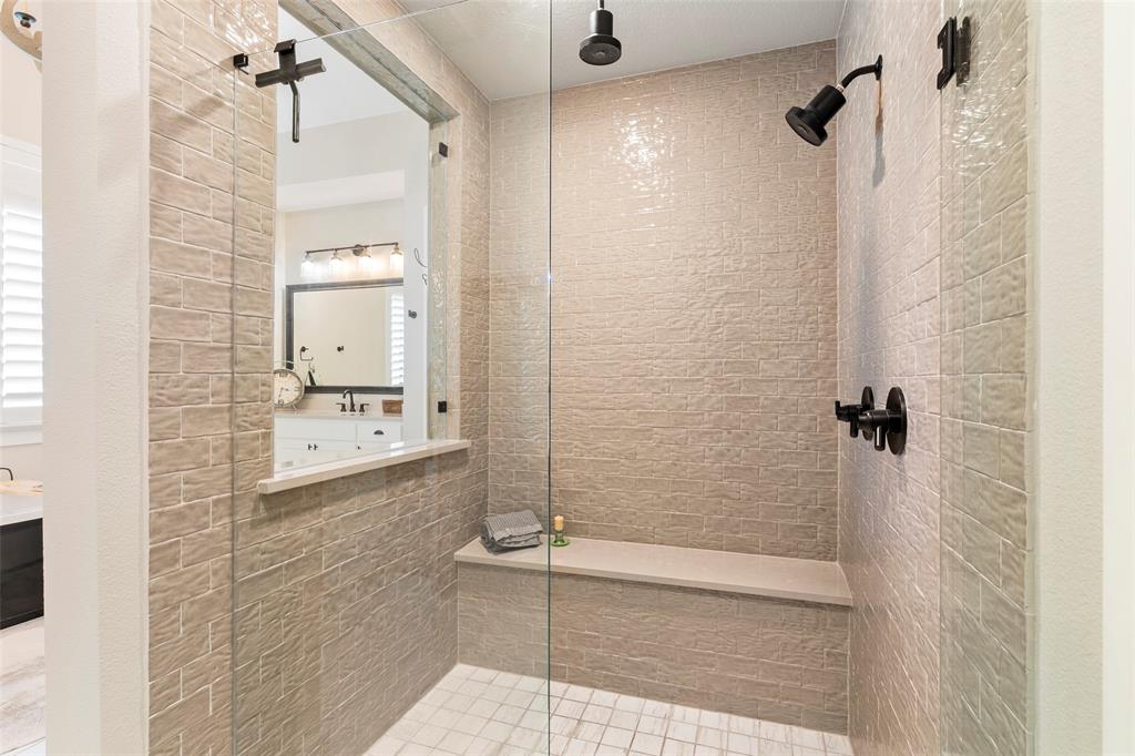 293 Claire Court Property Photo 17