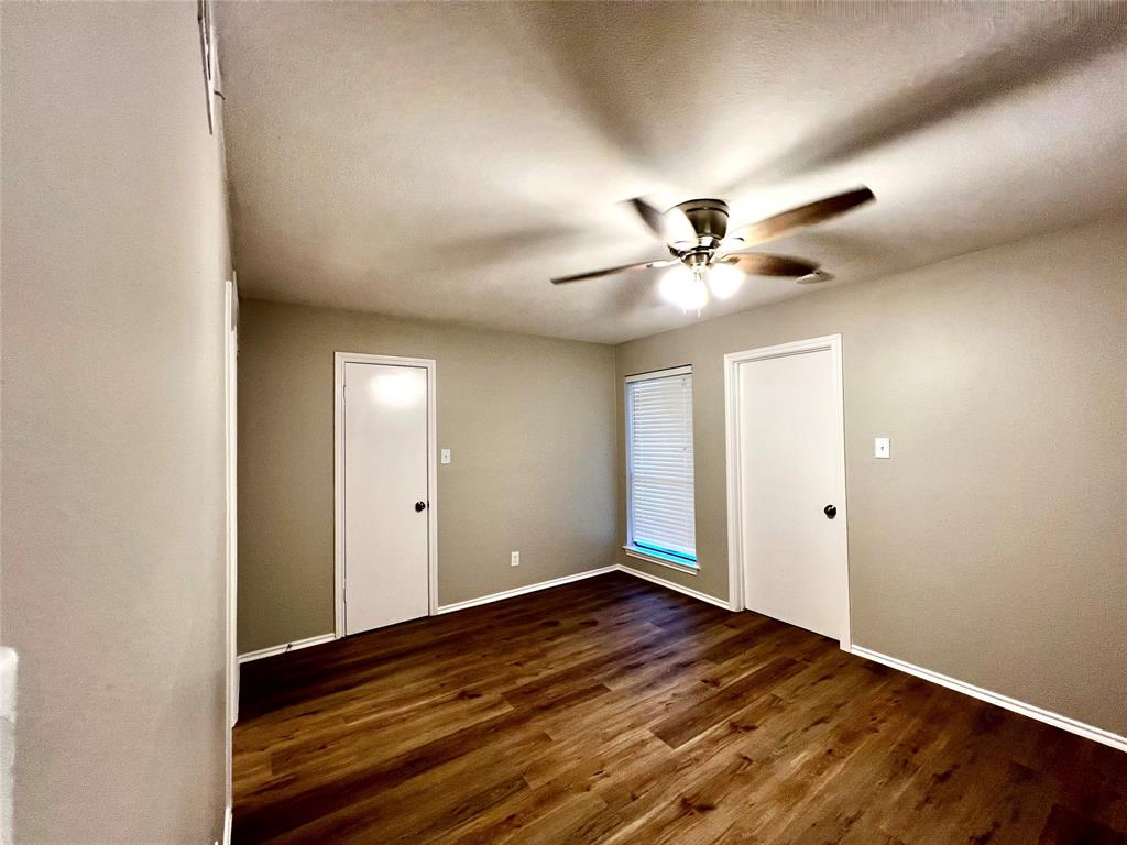 9807 Walnut Street 201 Property Photo 14