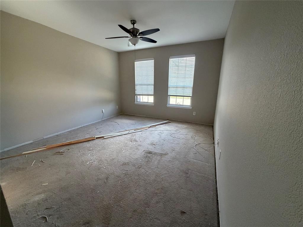 1520 Streams Way Property Photo 4