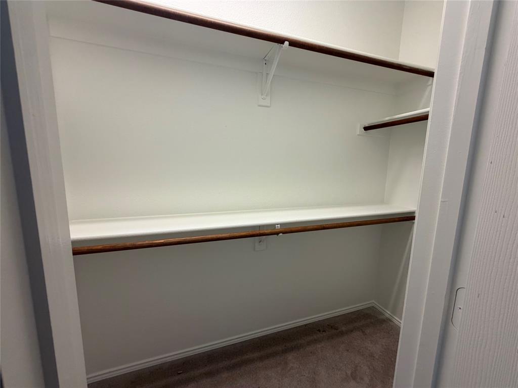 1520 Streams Way Property Photo 7