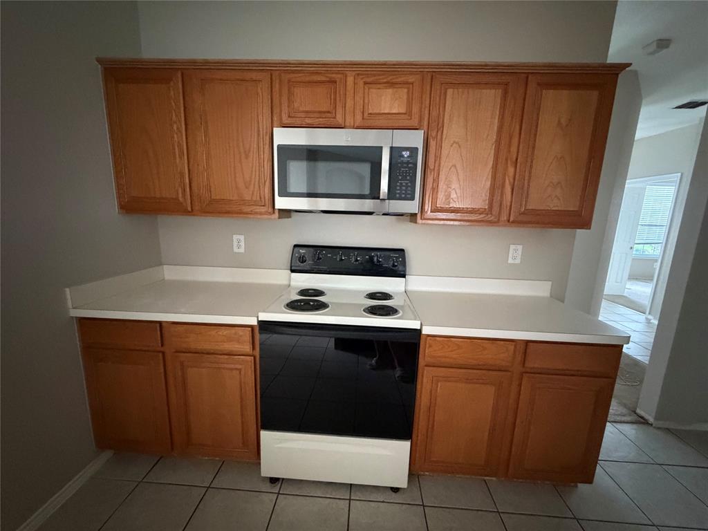1520 Streams Way Property Photo 8