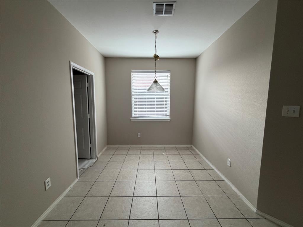 1520 Streams Way Property Photo 11