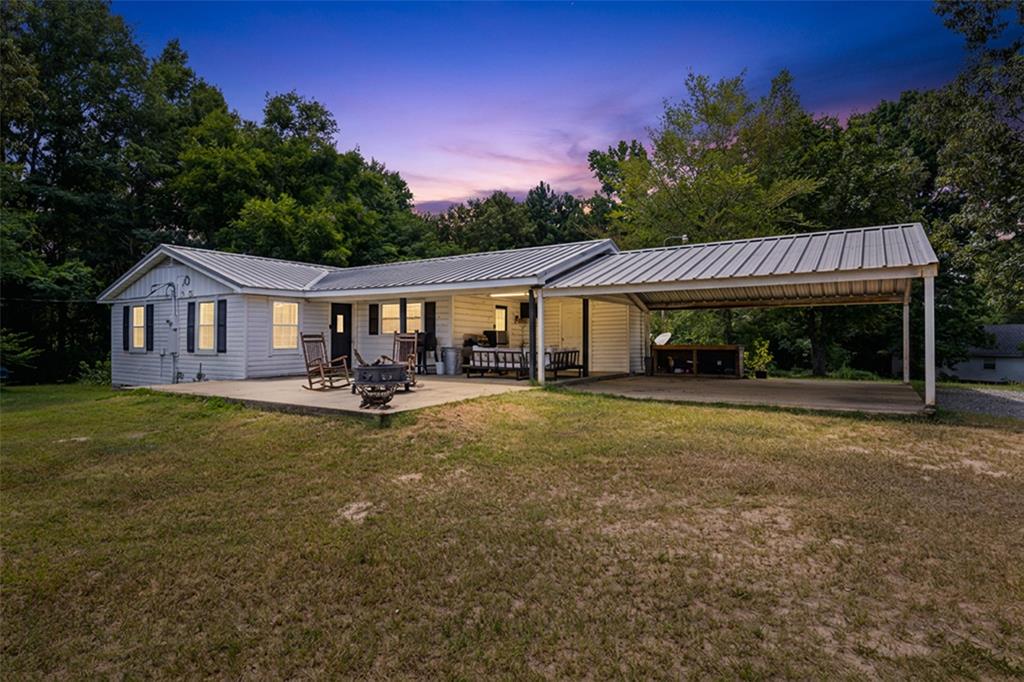11932 Wisteria Property Photo 4