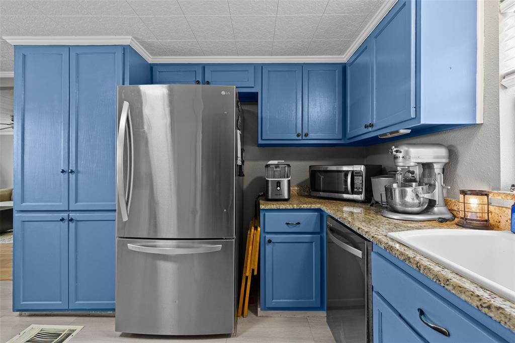 11932 Wisteria Property Photo 14