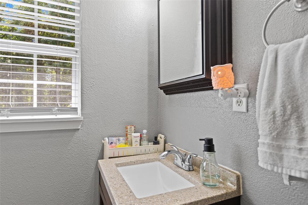 11932 Wisteria Property Photo 19