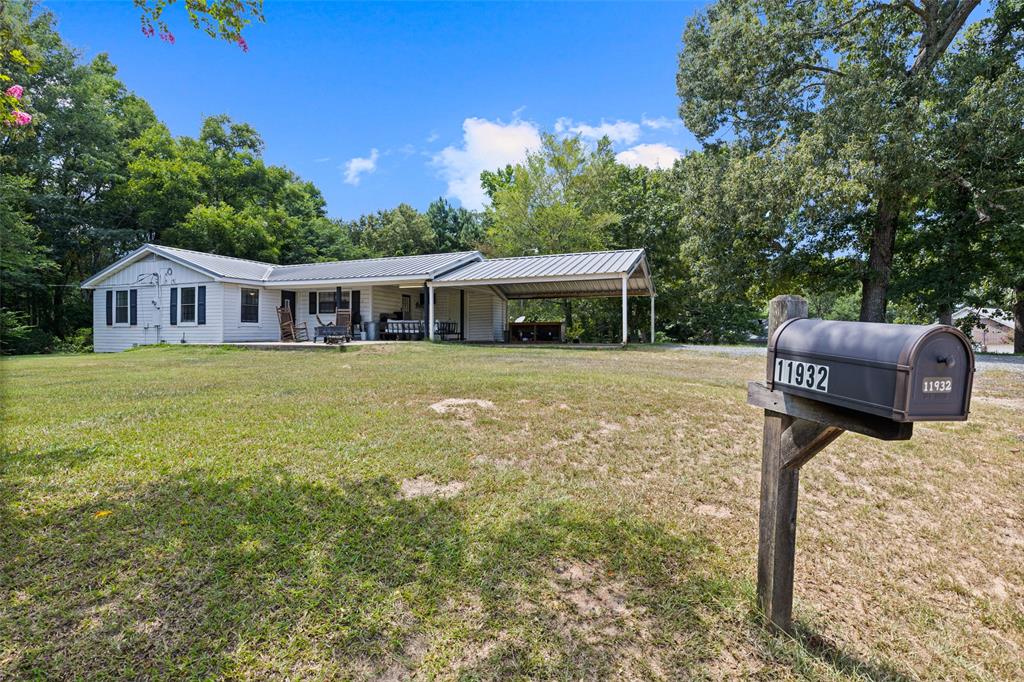 11932 Wisteria Property Photo 23