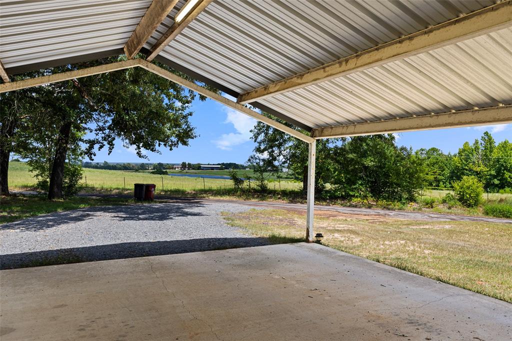 11932 Wisteria Property Photo 28