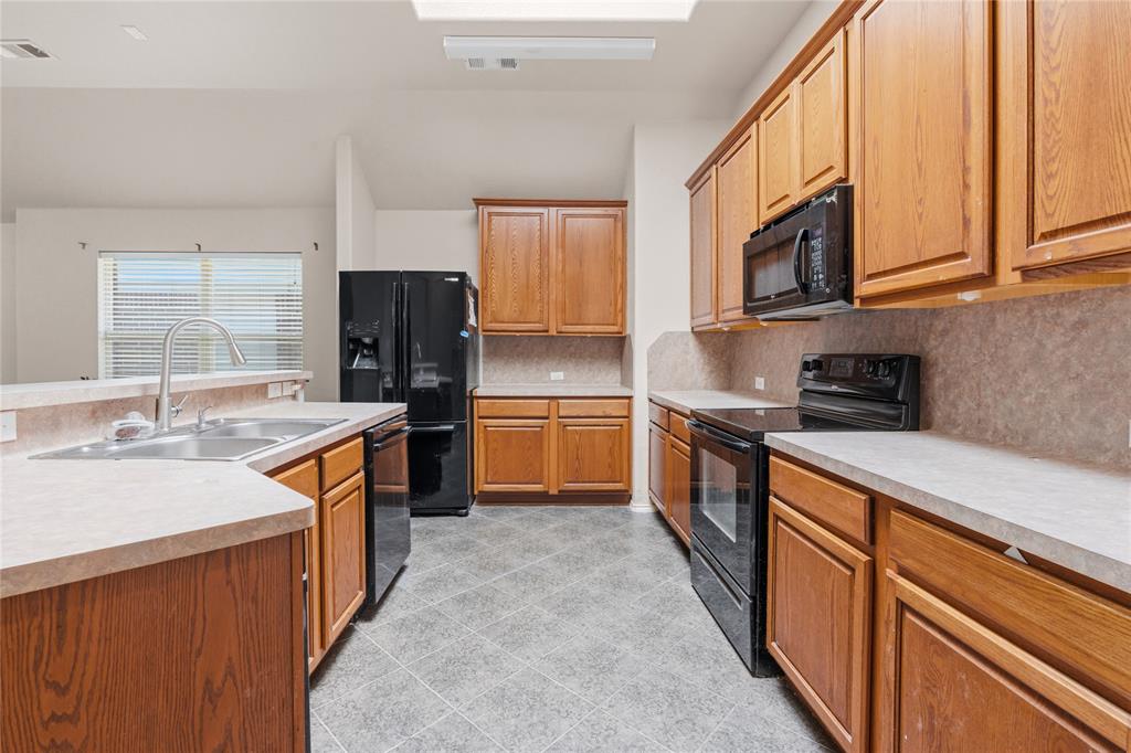 10032 Chrysalis Drive Property Photo 9
