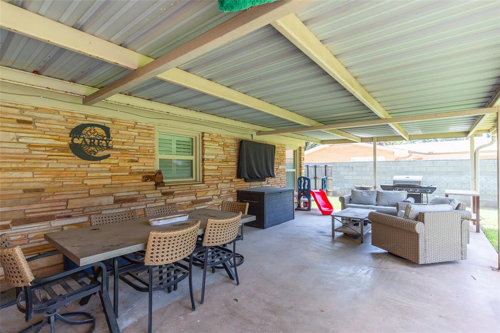 1518 Elmwood Drive Property Photo 34