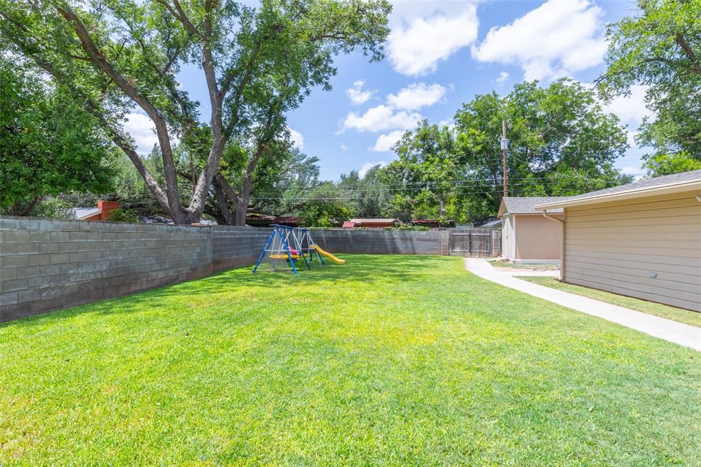 1518 Elmwood Drive Property Photo 35