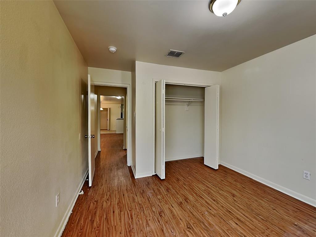 2955 Loving Avenue Property Photo 14