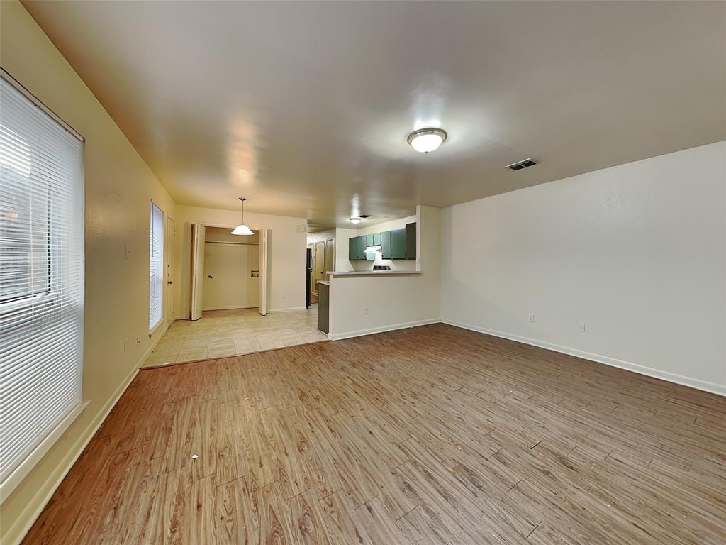 2955 Loving Avenue Property Photo 21