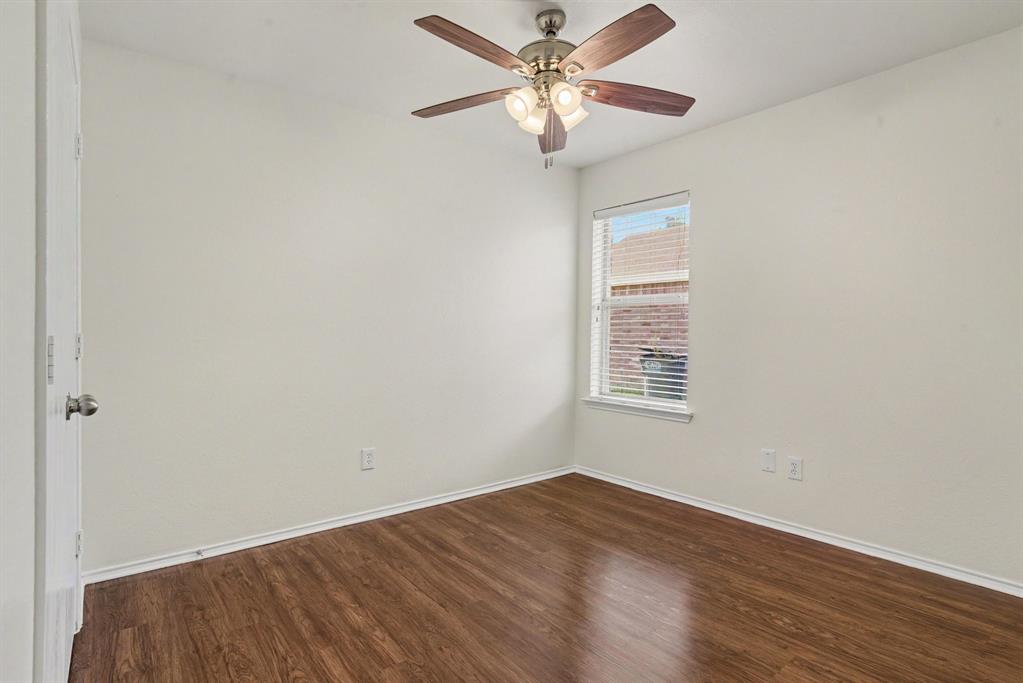 115 Windsor Property Photo 15