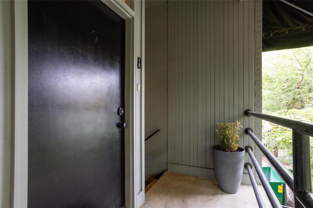 4030 Holland Avenue 8 Property Photo 7