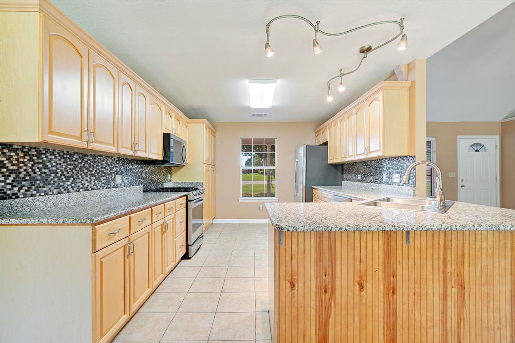 329 Helena Drive Property Photo 8