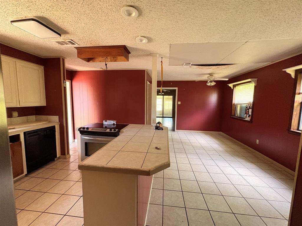 6511 Misty Lane Property Photo 5