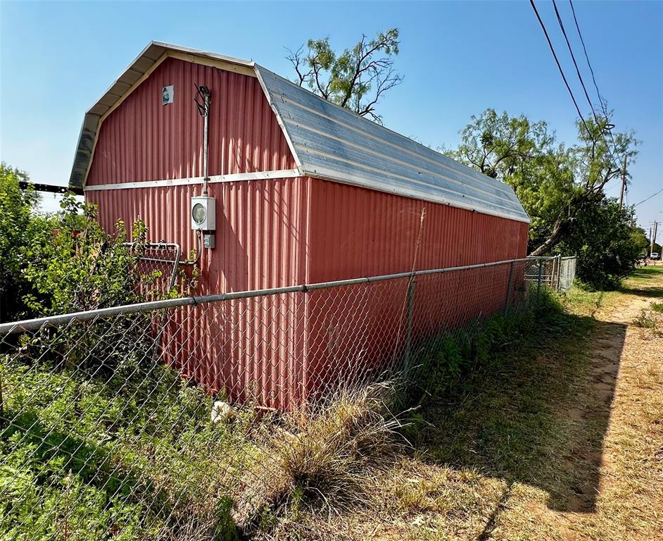 1117-1121 S Washington Property Photo 16