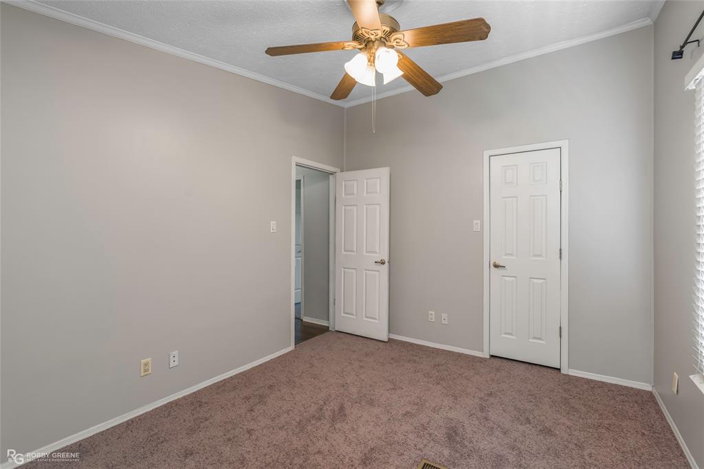 413 Glen Harbor Property Photo 26