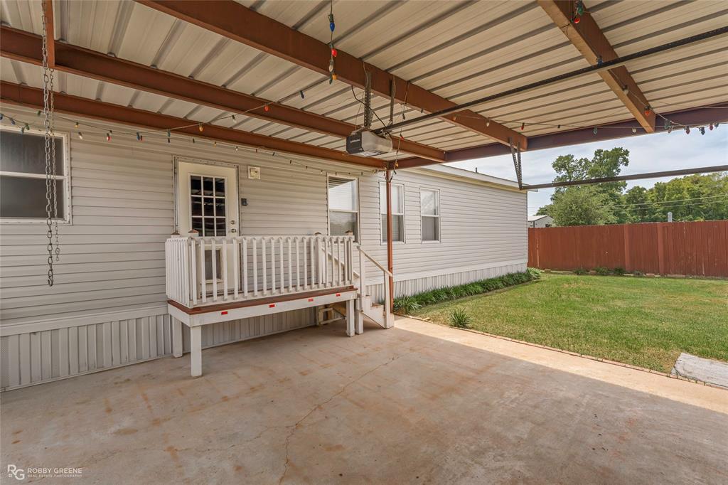 413 Glen Harbor Property Photo 32