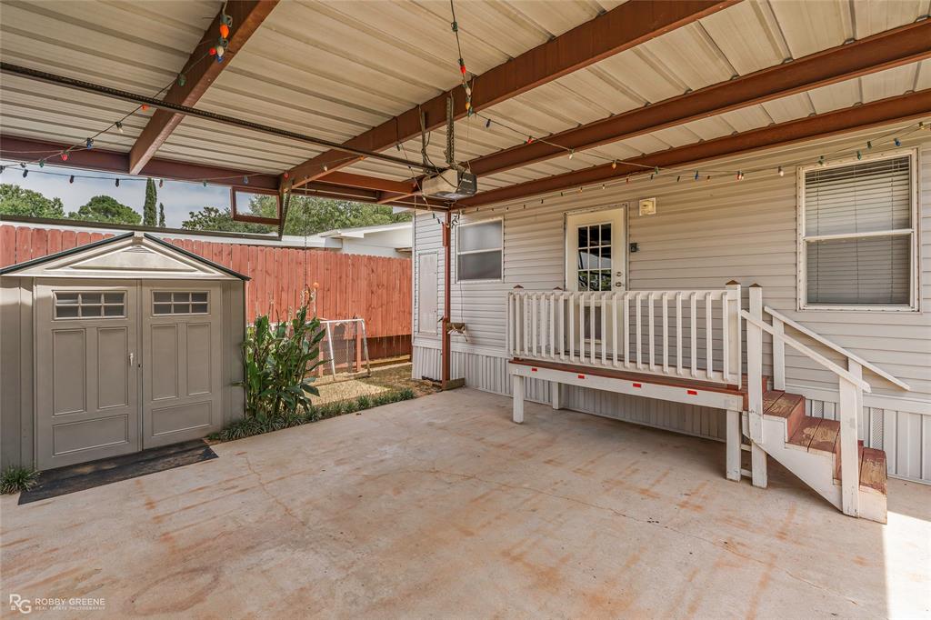 413 Glen Harbor Property Photo 33