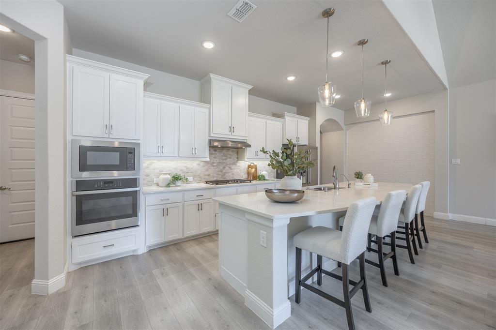 15688 Tea Tree Road Property Photo 6