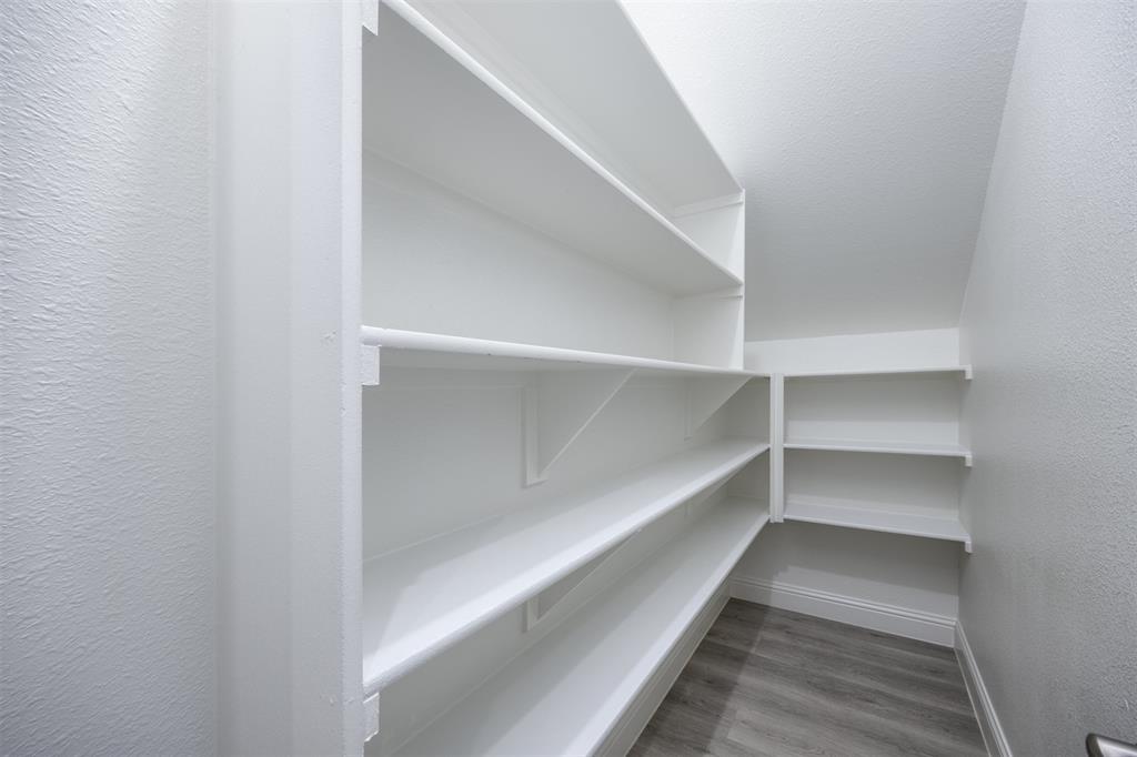 15688 Tea Tree Road Property Photo 8