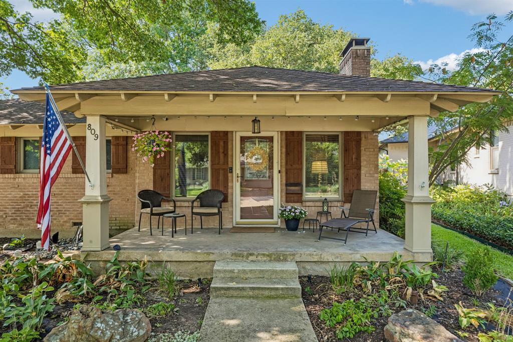 809 Brookhurst Drive Property Photo 1