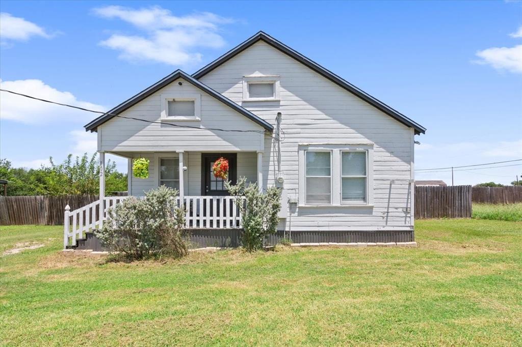 102 Brookshire Property Photo 2