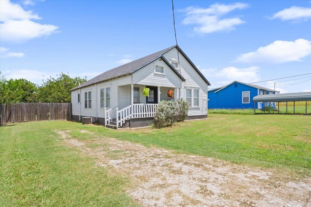 102 Brookshire Property Photo 3